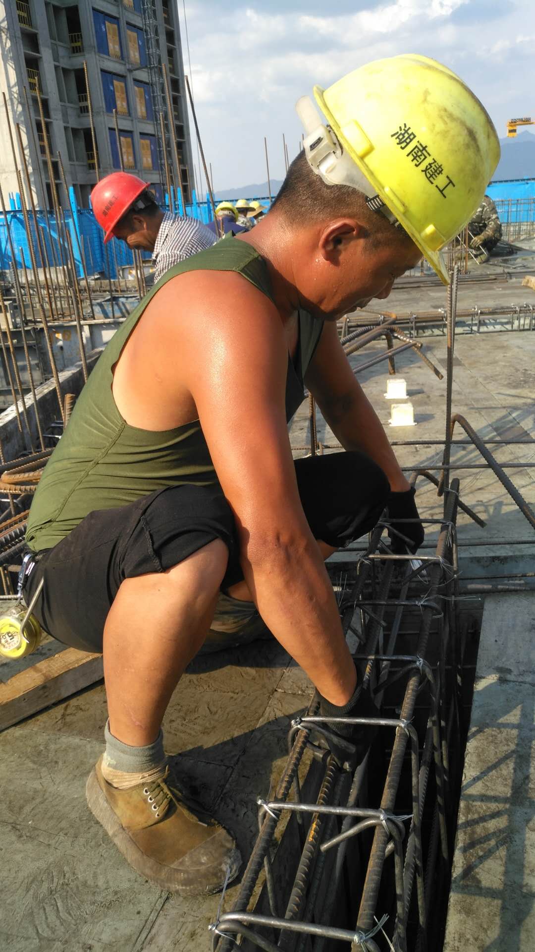 百日會戰(zhàn)正當(dāng)時 烈日炎炎展英才 (9).jpg 百日會戰(zhàn)正當(dāng)時 烈日炎炎展英才 (9).jpg