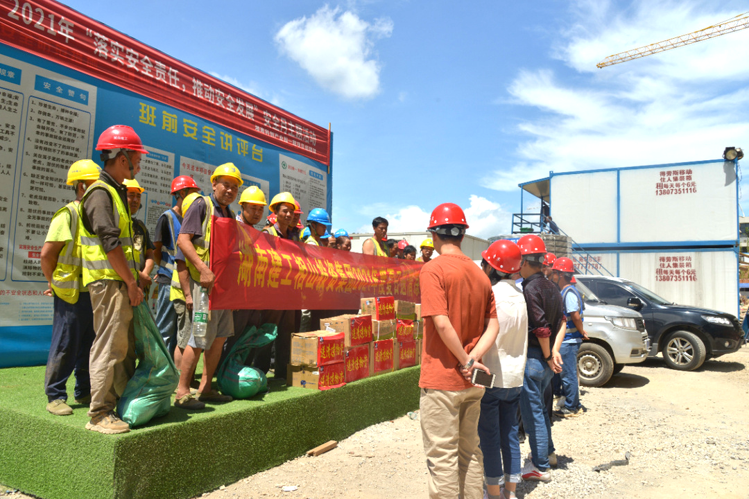 4b2adf1e36d5b9556497c0fceb63a5e.png 4b2adf1e36d5b9556497c0fceb63a5e.png